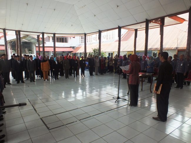 Prosesi pelantikan dan pengambilan sumpah