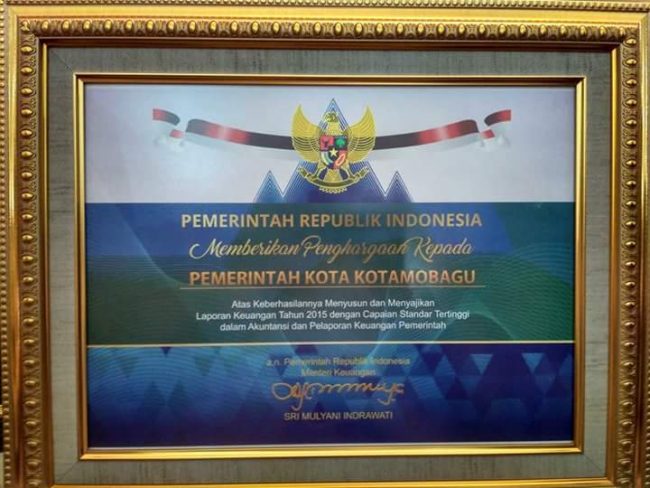 Penghargaan yang diterima Wali Kota dari Kementerian Keuangan Republik Indonesia